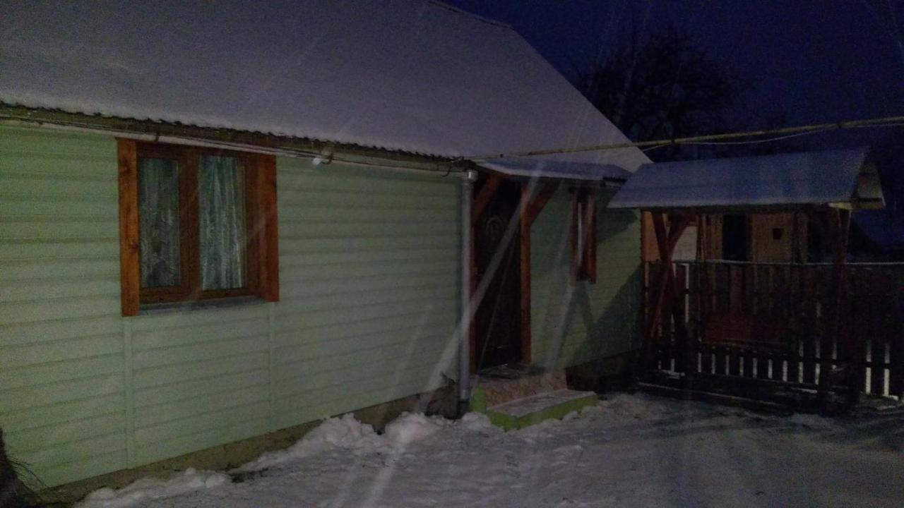 Базилік Люкс Apartamento Yaremche Exterior foto